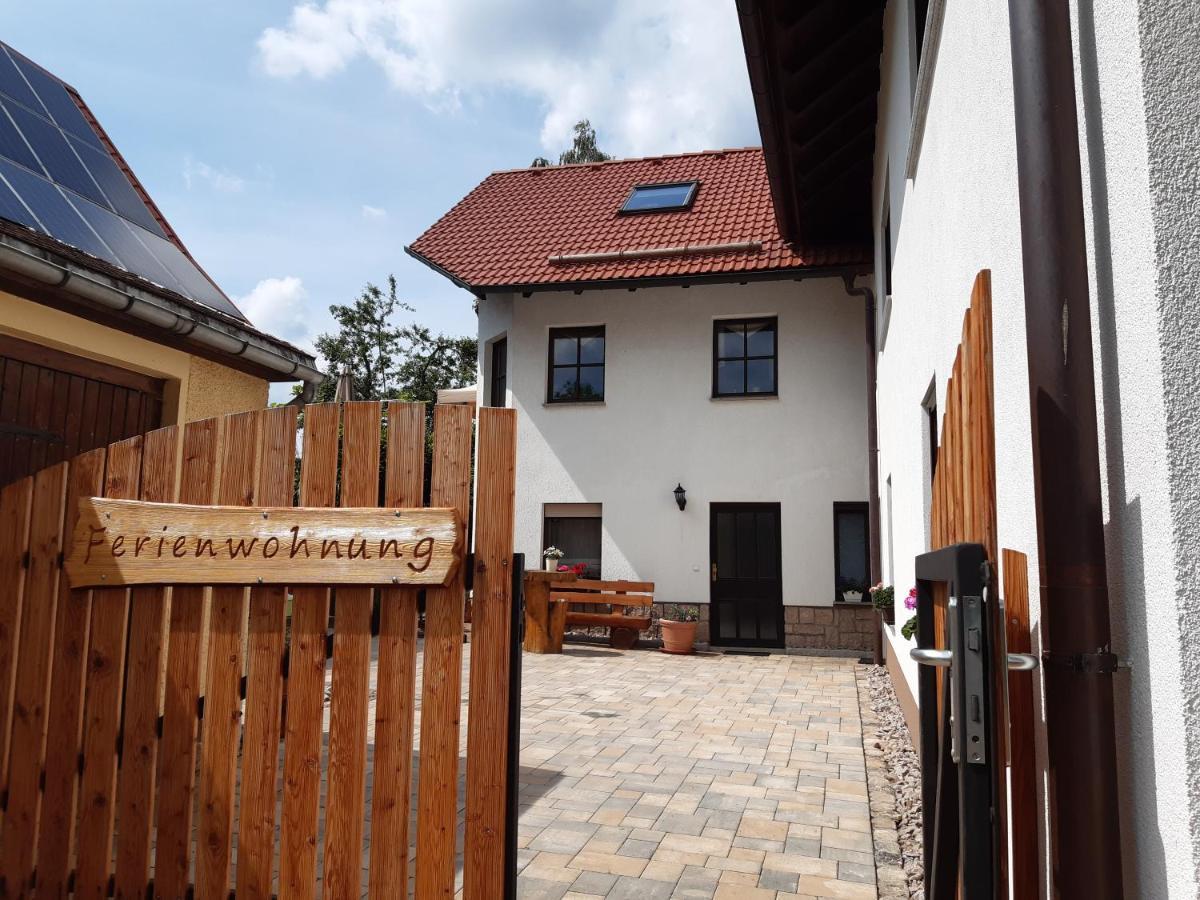 Ferienwohnung Reissmann Heinsdorfergrund المظهر الخارجي الصورة