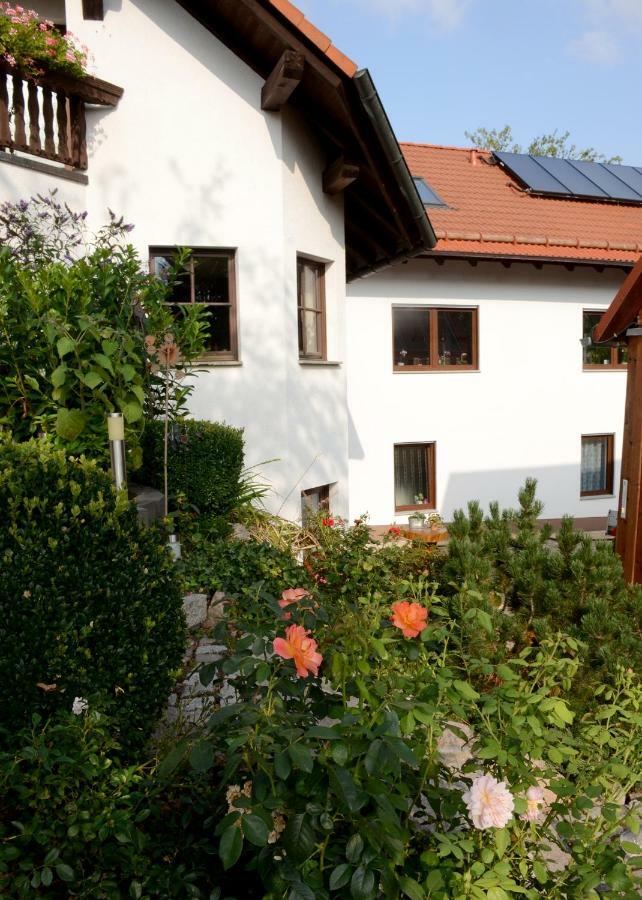 Ferienwohnung Reissmann Heinsdorfergrund المظهر الخارجي الصورة